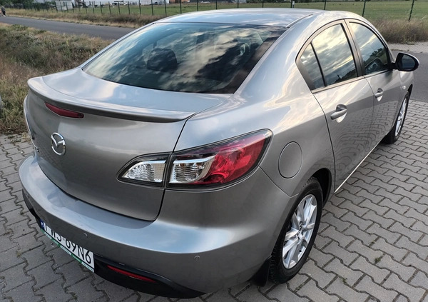 Mazda 3 cena 21500 przebieg: 173000, rok produkcji 2009 z Wschowa małe 379